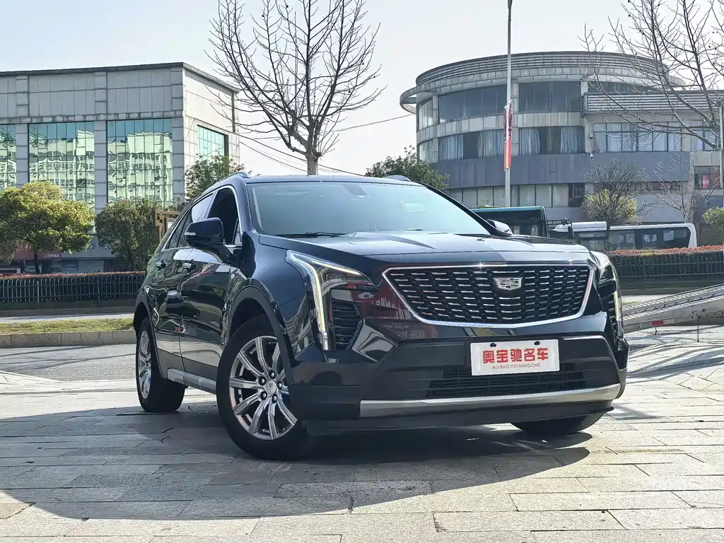 Cadillac Cadillac XT4 2020 28T FWD Luxury 2020 - thumbnail 3