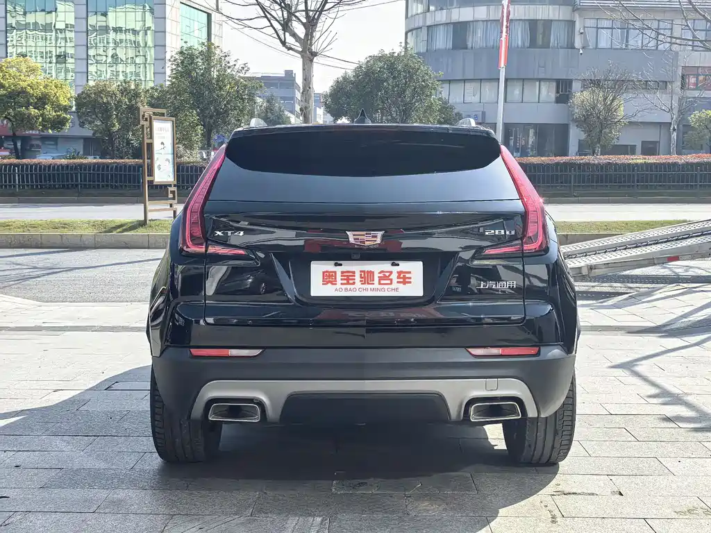 Cadillac Cadillac XT4 2020 28T FWD Luxury 2020 - thumbnail 5