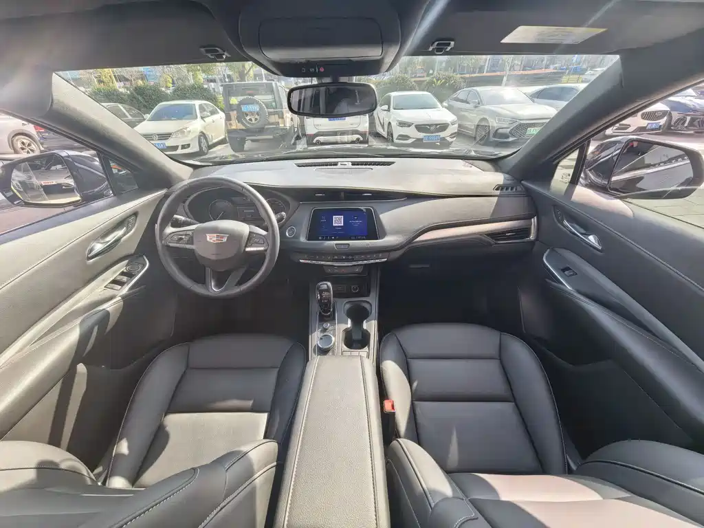 Cadillac Cadillac XT4 2020 28T FWD Luxury 2020 - thumbnail 8