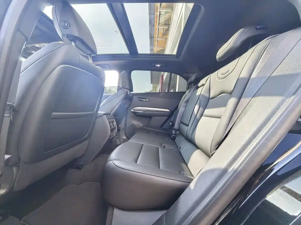 Cadillac Cadillac XT4 2020 28T FWD Luxury 2020 - thumbnail 9