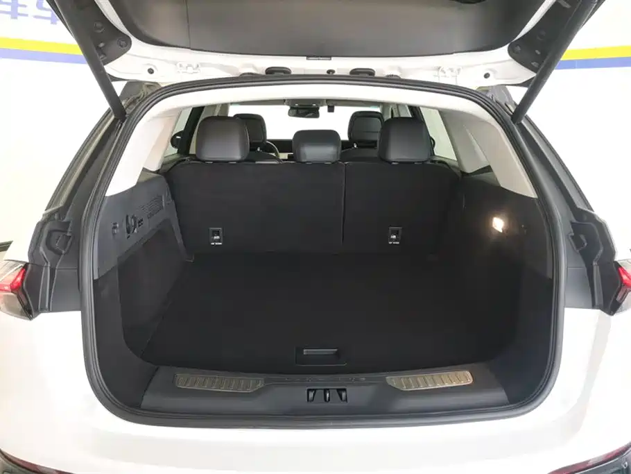 Lincoln Nautilus 2023 2.0T AWD Reserve Edition 2024 - thumbnail 4