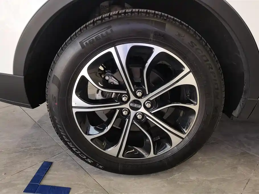 Lincoln Nautilus 2023 2.0T AWD Reserve Edition 2024 - thumbnail 6