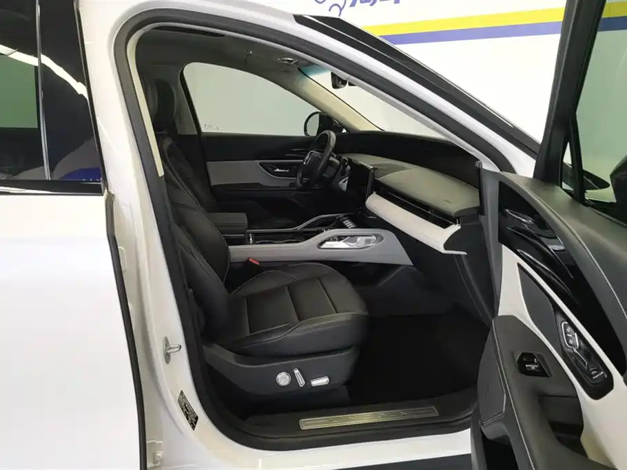 Lincoln Nautilus 2023 2.0T AWD Reserve Edition 2024 - thumbnail 8