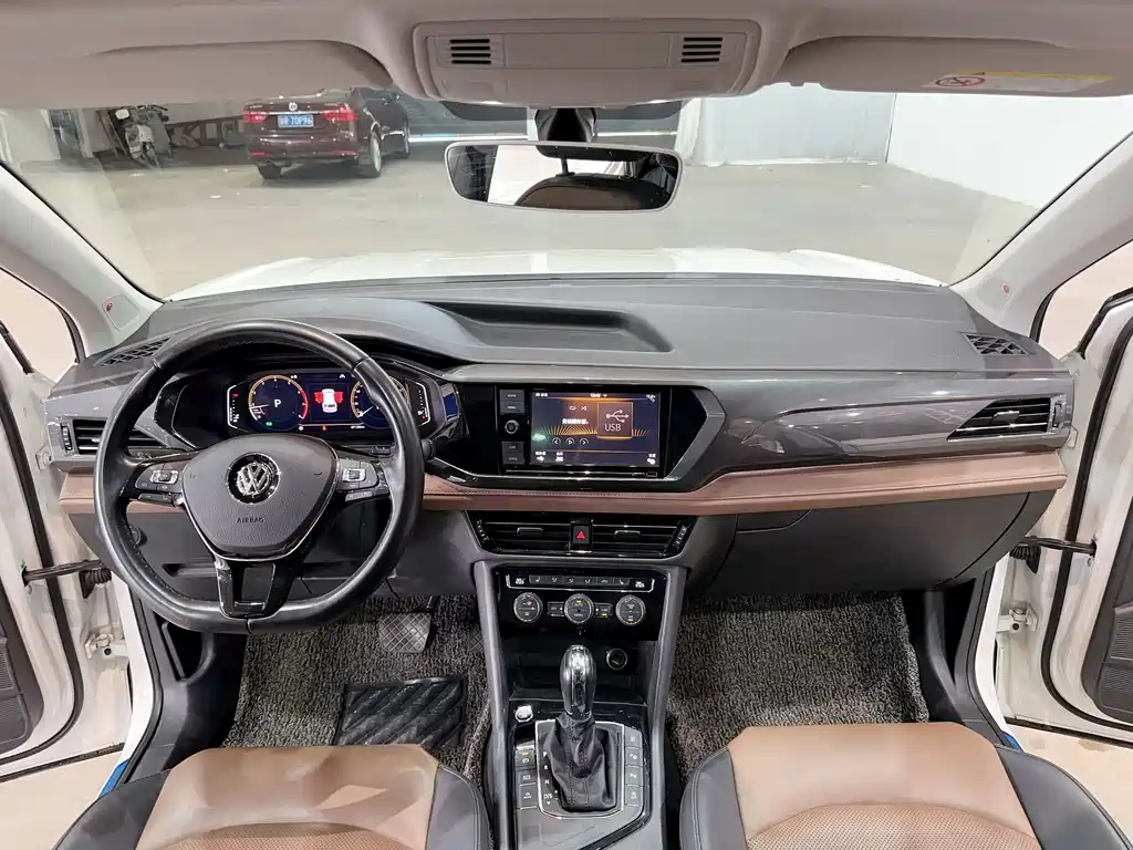 Volkswagen Tharu 2019 280TSI 2WD Flagship Edition VI 2019 - thumbnail 7