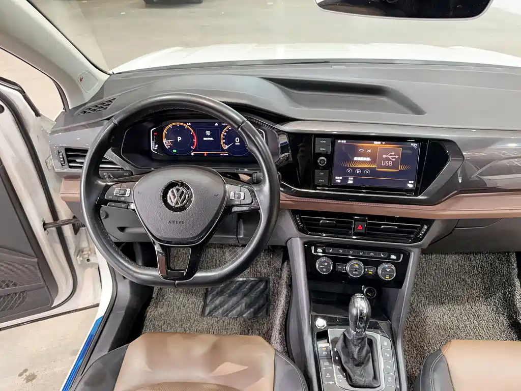 Volkswagen Tharu 2019 280TSI 2WD Flagship Edition VI 2019 - thumbnail 13