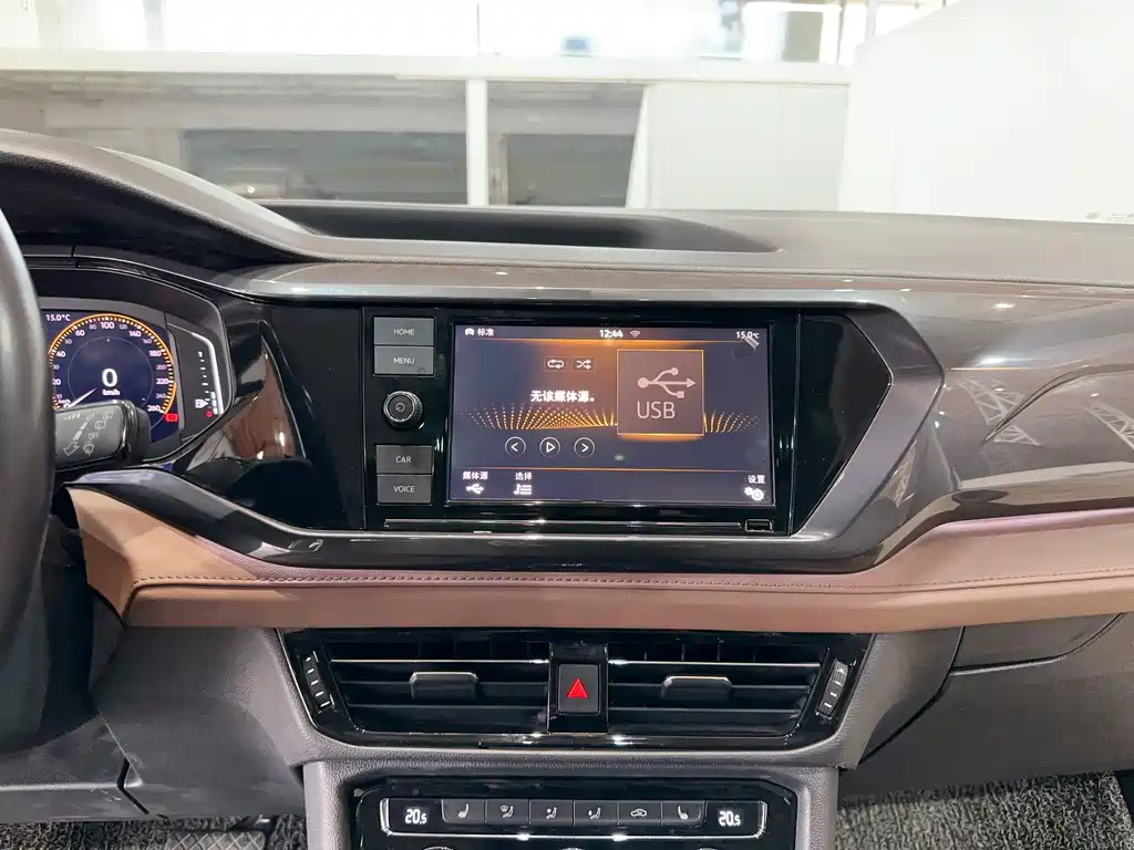 Volkswagen Tharu 2019 280TSI 2WD Flagship Edition VI 2019 - thumbnail 15