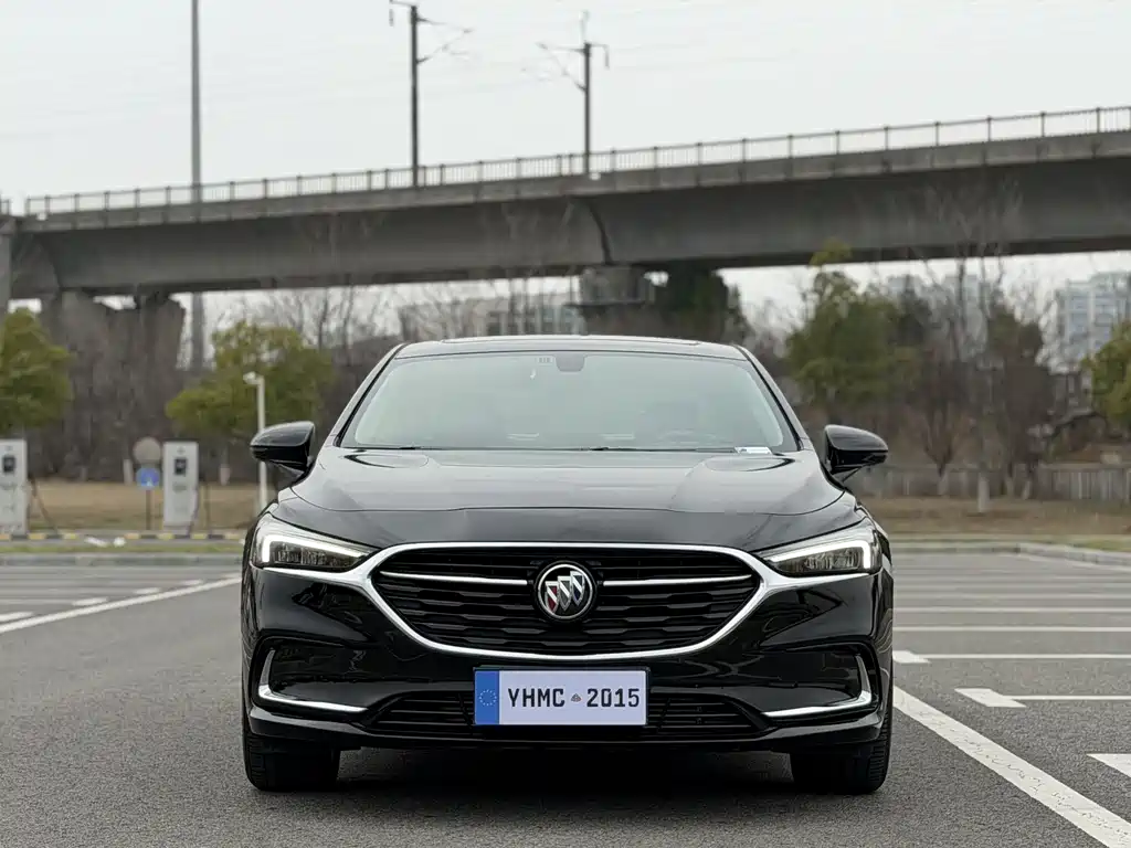 Buick Buick Regal 2022 652T Luxury Edition 2022 - thumbnail 2