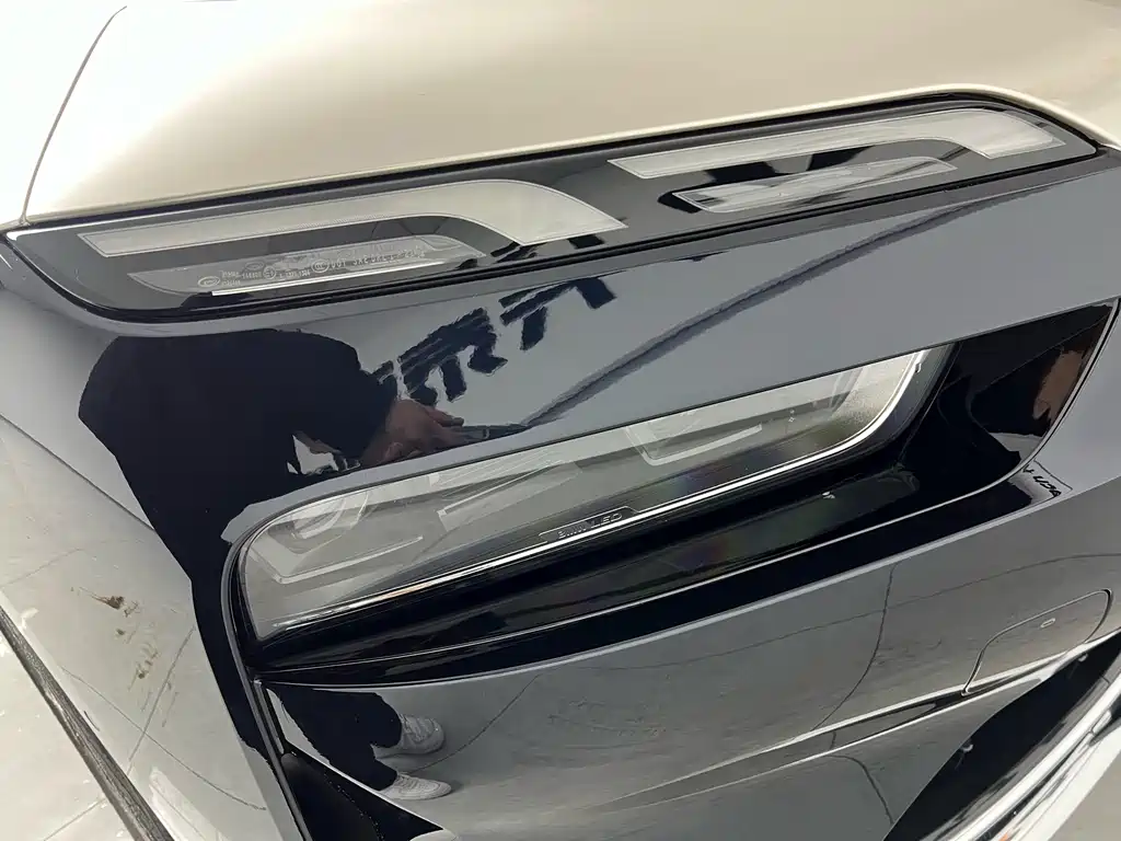 BMW BMW 7 Series 2023 735Li Luxury Package 2023 - thumbnail 8