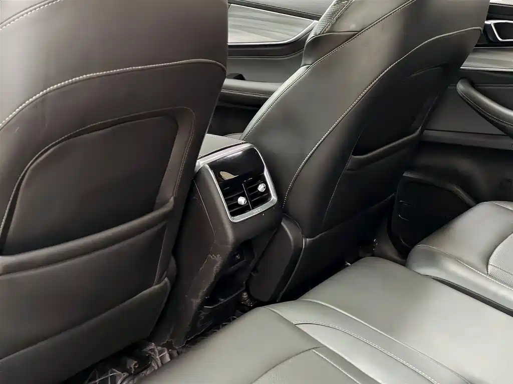 Chery Tiggo 8 PLUS 2021 290TGDI DCT Luxury Edition 2021 - thumbnail 9