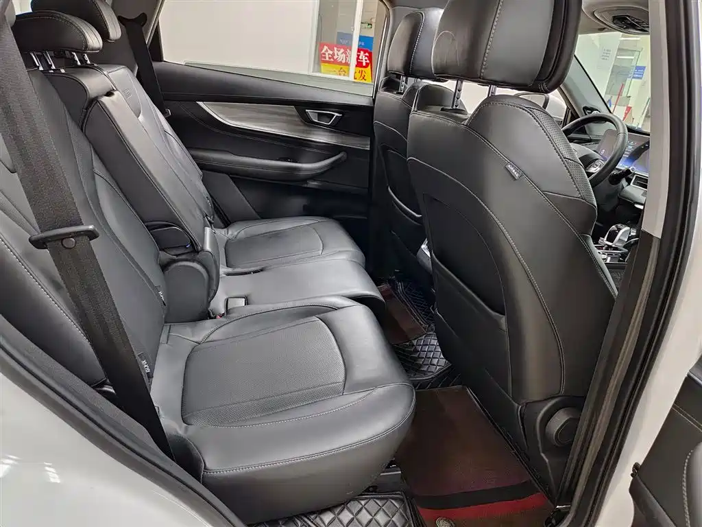 Chery Tiggo 8 PLUS 2021 290TGDI DCT Luxury Edition 2021 - thumbnail 10