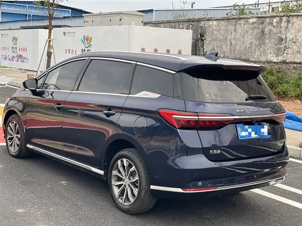 BYD BYD Song MAX 2021 Upgrade Edition 1.5T Automatic Luxury 6-Seat 2020 - thumbnail 4
