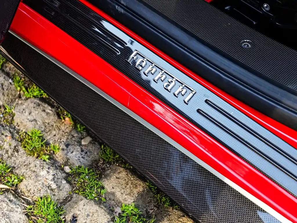 Ferrari Ferrari 488 2018 488 Pista 2019 - thumbnail 17