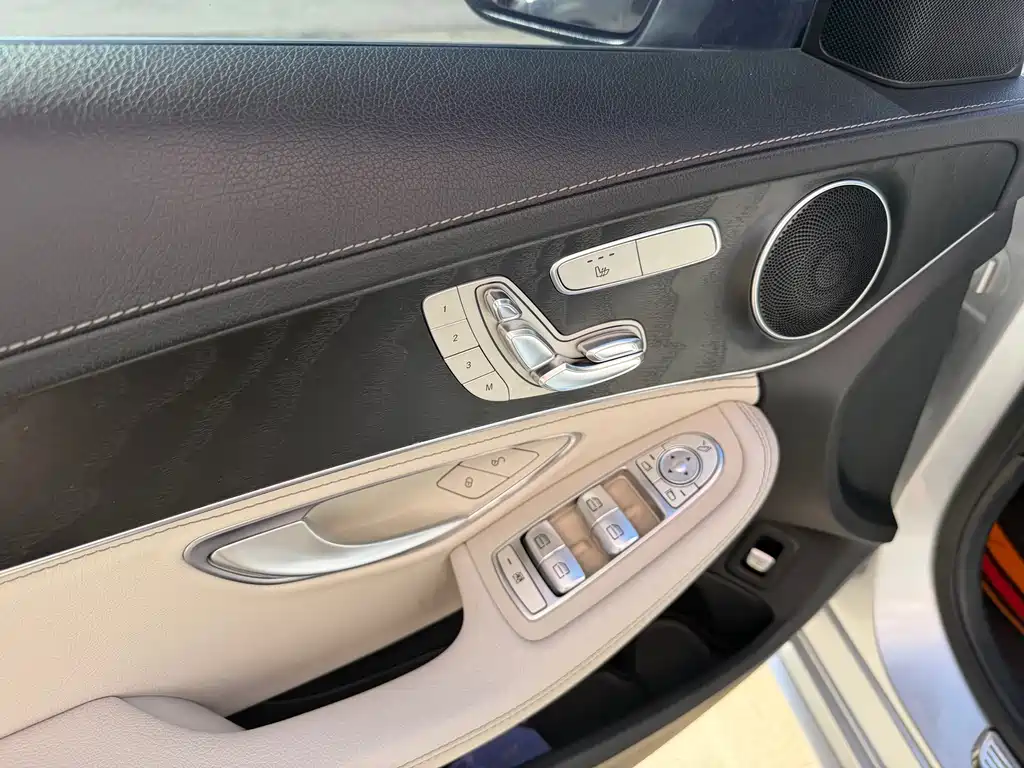 Mercedes-Benz Mercedes-Benz C-Class 2016 C 200 Sport 4MATIC 2017 - thumbnail 4