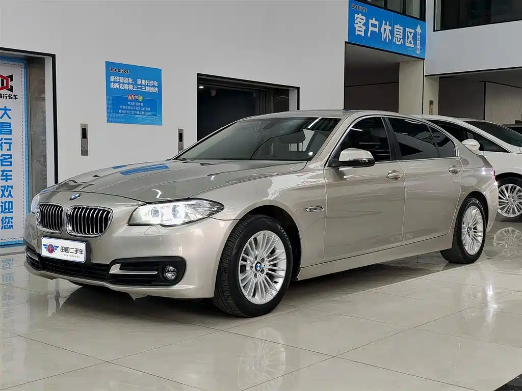 BMW BMW 5 Series 2014 525Li Luxury Design Package 2016