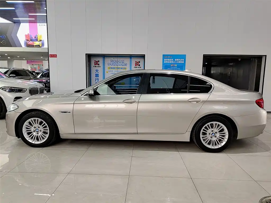 BMW BMW 5 Series 2014 525Li Luxury Design Package 2016 - thumbnail 3