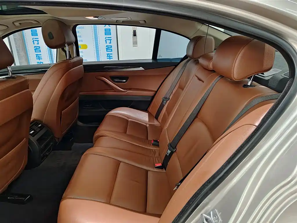 BMW BMW 5 Series 2014 525Li Luxury Design Package 2016 - thumbnail 8