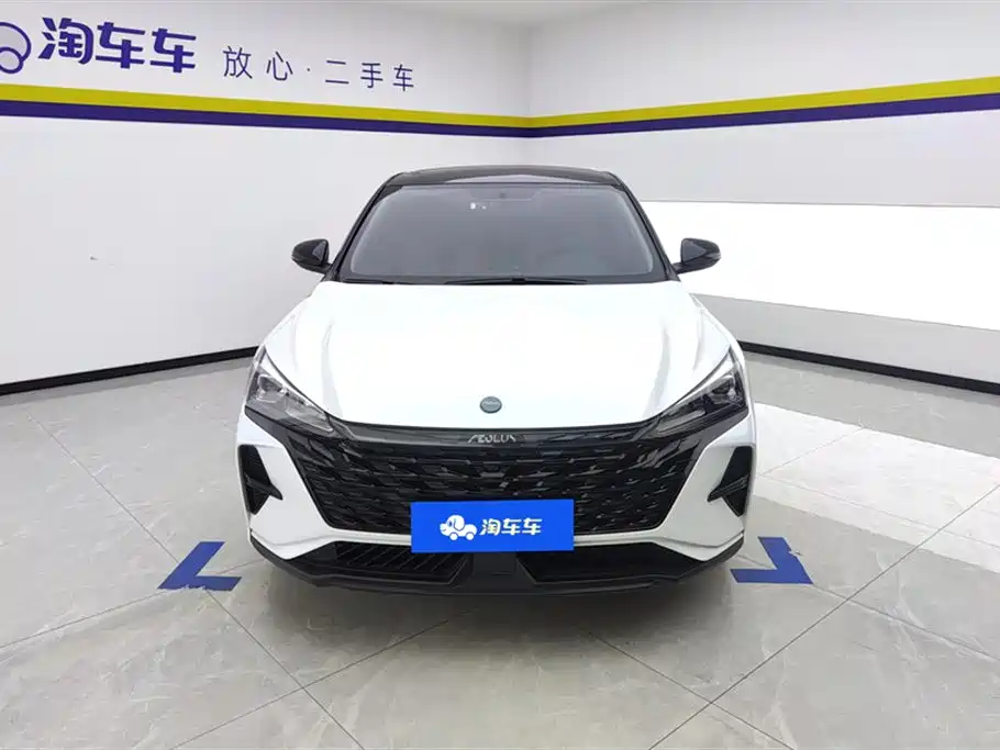 Dongfeng Fengshen Yi Xuan 2023 Mahle Edition 1.5L Automatic Chasing Wind Version 2022 - thumbnail 2