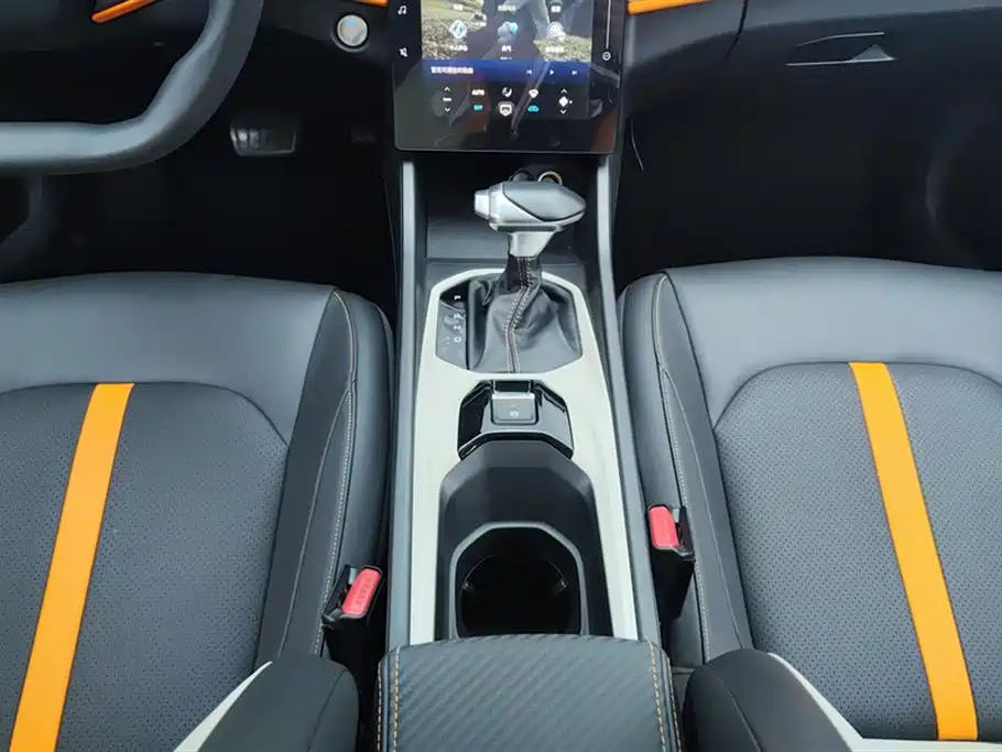 Dongfeng Fengshen Yi Xuan 2023 Mahle Edition 1.5L Automatic Chasing Wind Version 2022 - thumbnail 16