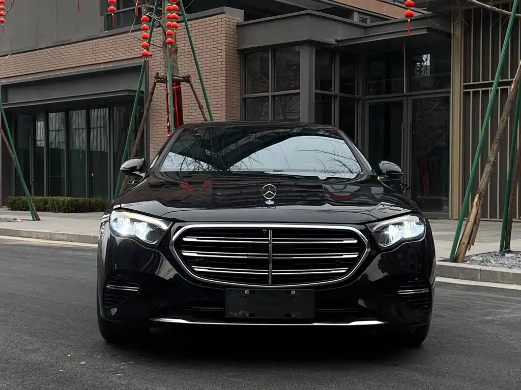 Mercedes-Benz Mercedes-Benz E-Class 2025 E 300 L Luxury 2025 - thumbnail 2