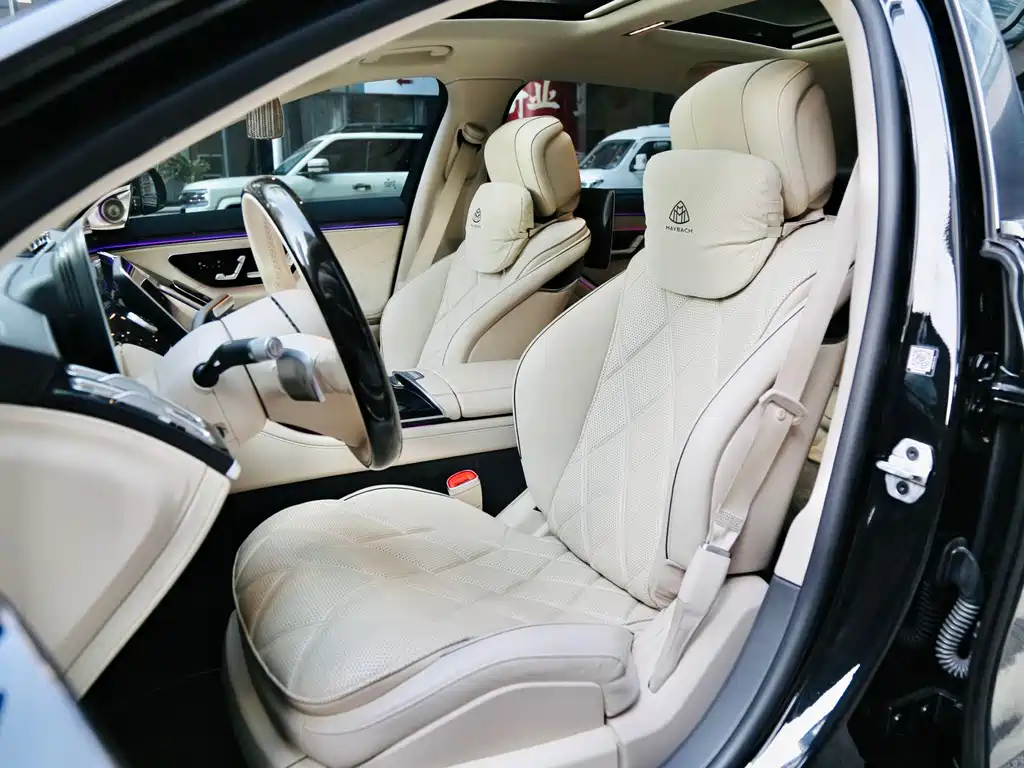 Mercedes-Benz Maybach S-Class 2021 S 480 4MATIC 2022 - thumbnail 2