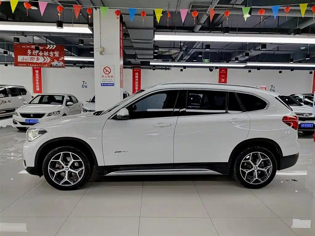 BMW BMW X1 2018 sDrive18Li Premium Model 2018 - thumbnail 3