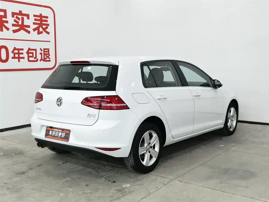 Volkswagen Volkswagen Golf 2016 230TSI Automatic Comfort Model 2016 - thumbnail 2