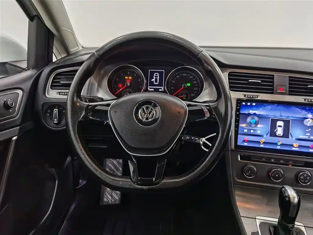 Volkswagen Volkswagen Golf 2016 230TSI Automatic Comfort Model 2016 - thumbnail 11