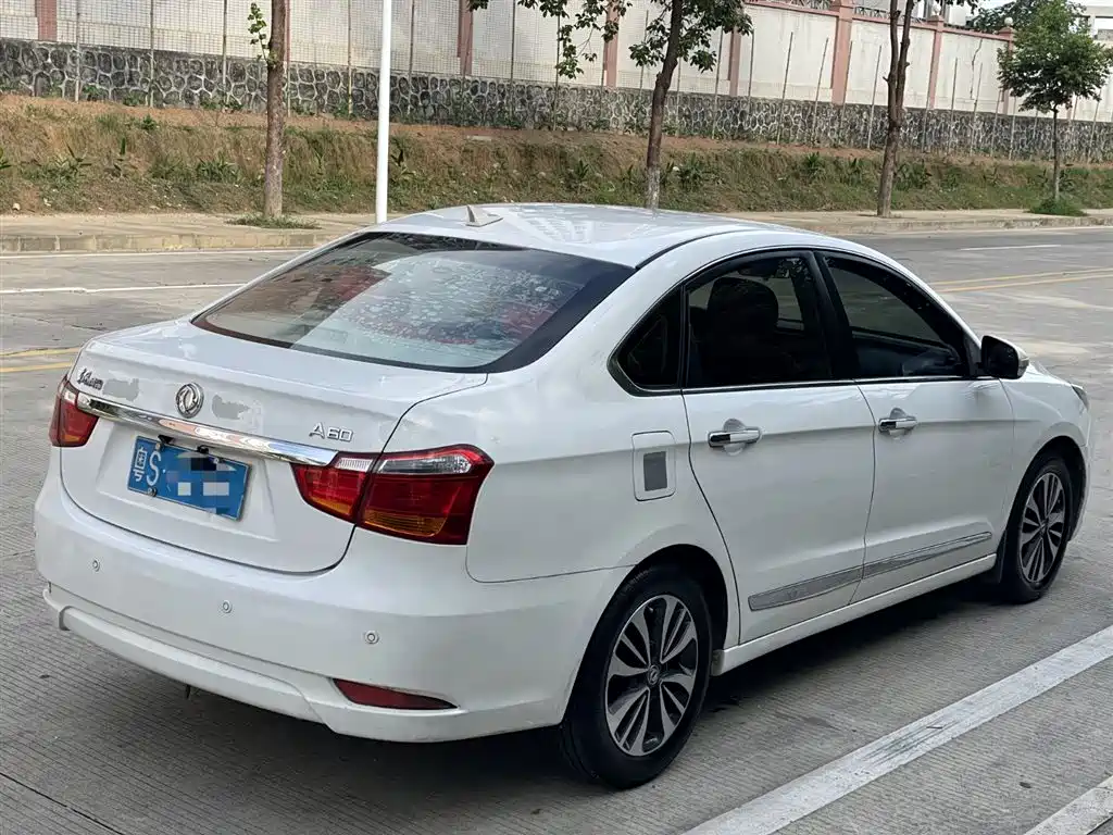 Dongfeng Fengshen DFM Fengshen A60 2016 1.5L Automatic Luxury Edition 2016 - thumbnail 3