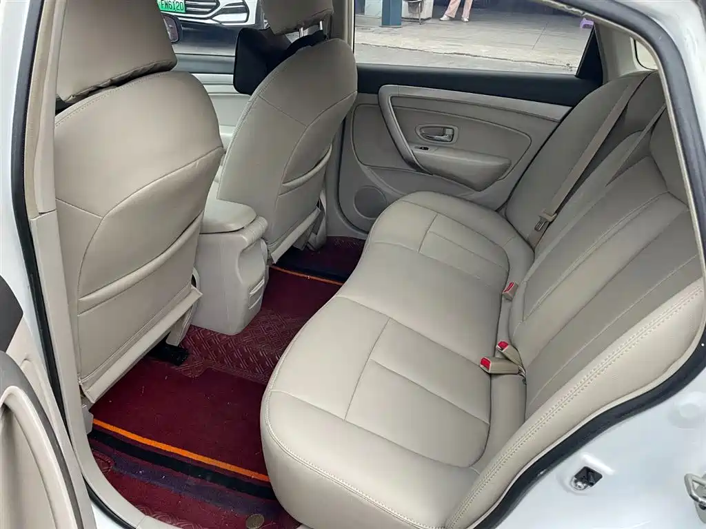 Dongfeng Fengshen DFM Fengshen A60 2016 1.5L Automatic Luxury Edition 2016 - thumbnail 10