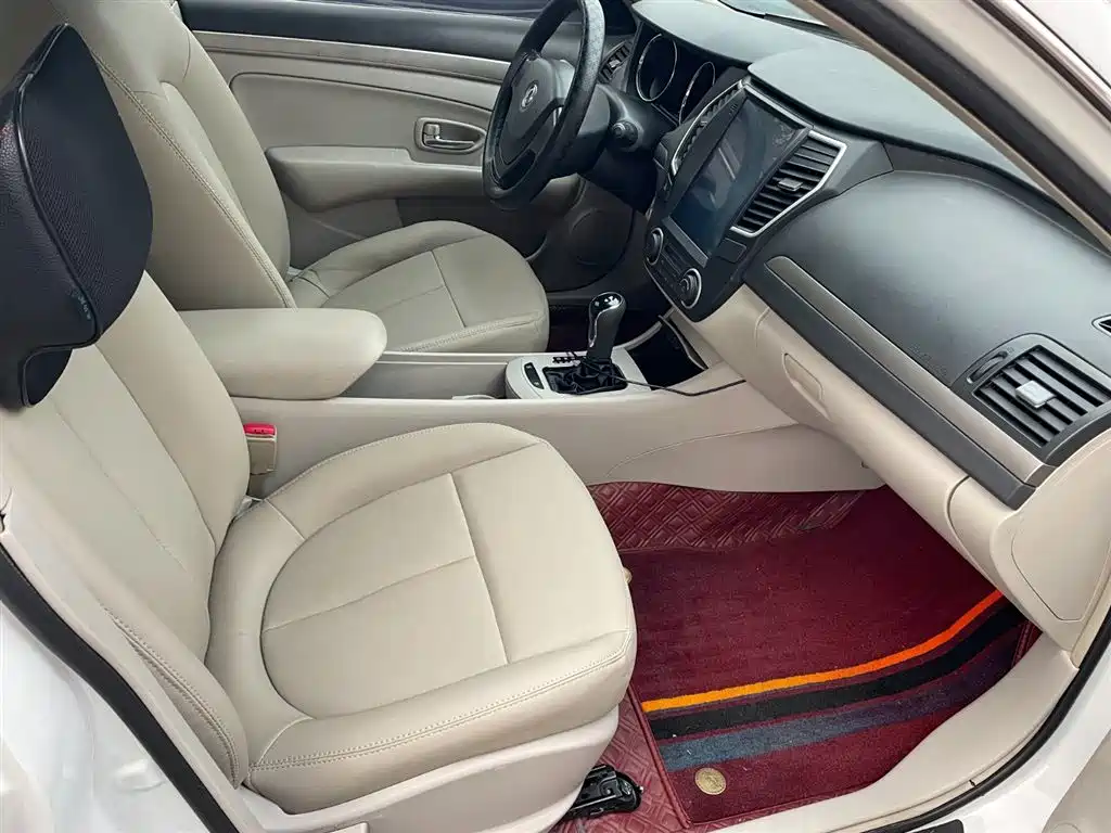 Dongfeng Fengshen DFM Fengshen A60 2016 1.5L Automatic Luxury Edition 2016 - thumbnail 13