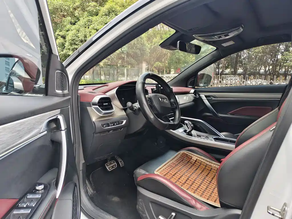 Geely Auto Geely Binyue 2019 Sport 260T DCT Battle China VI 2019 - thumbnail 6