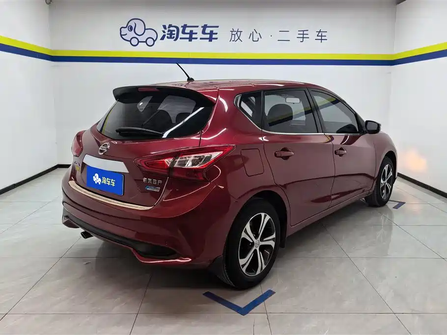 Nissan Nissan Tiida 2016 1.6L CVT Intelligent Edition 2018 - thumbnail 3