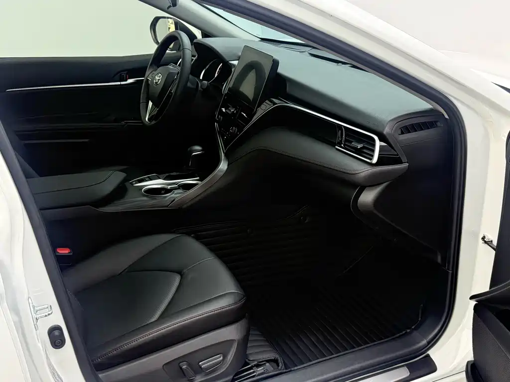 Toyota Toyota Camry 2023 2.0G Luxury Edition 2023 - thumbnail 8