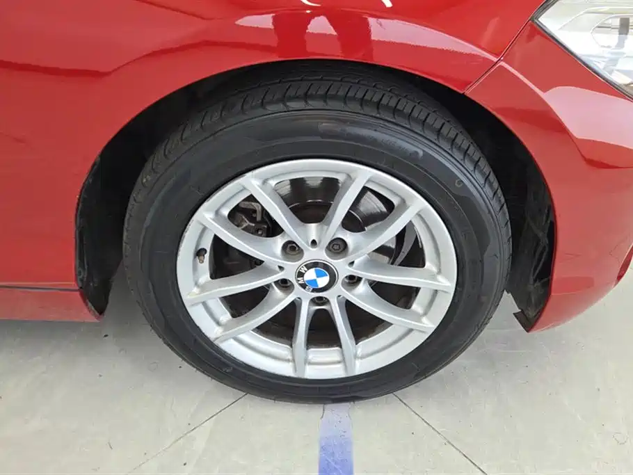 BMW BMW 1 Series Import 2016 Model 118i Leading Edition 2017 - thumbnail 6