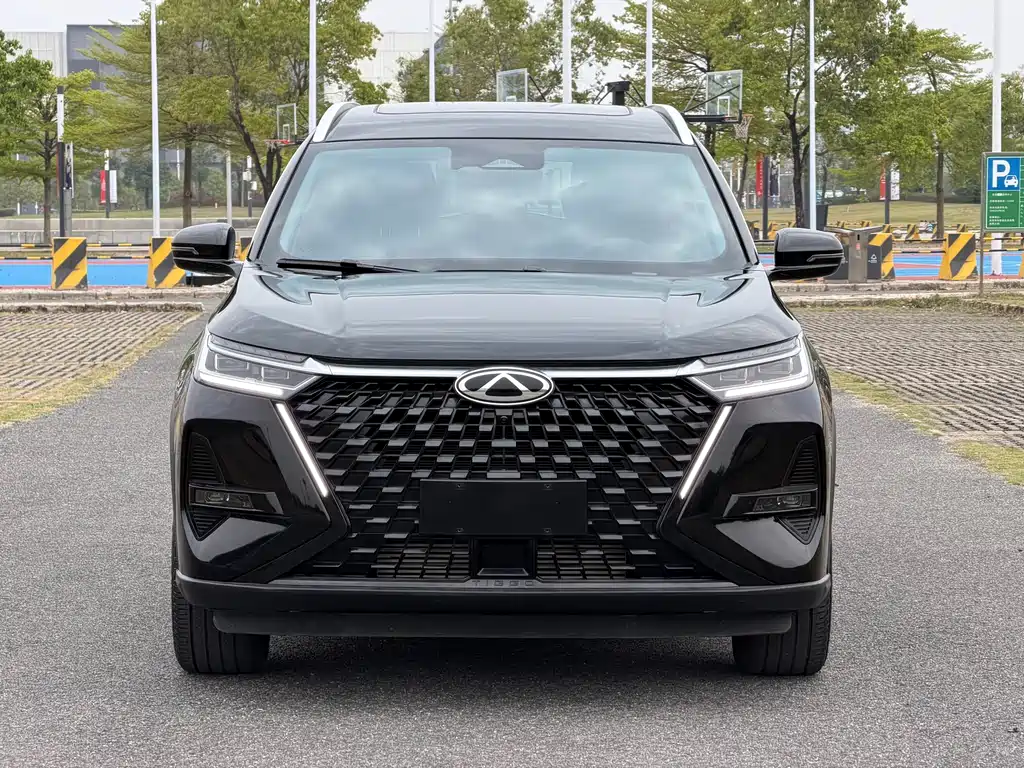 Chery Chery瑞虎8 PRO 2025 290T Two-Wheel Drive Premium Edition  Wait, I need to provide only the internationally accepted model name without mixing languages:  Chery Tiggo 8 PRO 2025 290T Two-Wheel Drive Premium Edition 2025 - thumbnail 2