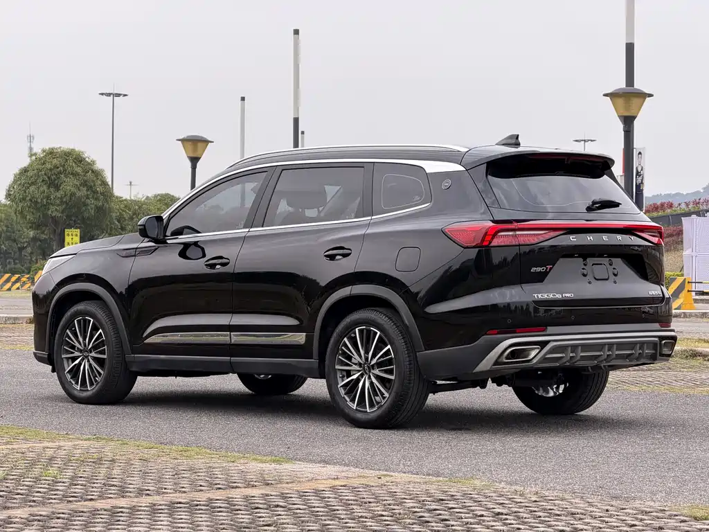 Chery Chery瑞虎8 PRO 2025 290T Two-Wheel Drive Premium Edition  Wait, I need to provide only the internationally accepted model name without mixing languages:  Chery Tiggo 8 PRO 2025 290T Two-Wheel Drive Premium Edition 2025 - thumbnail 8