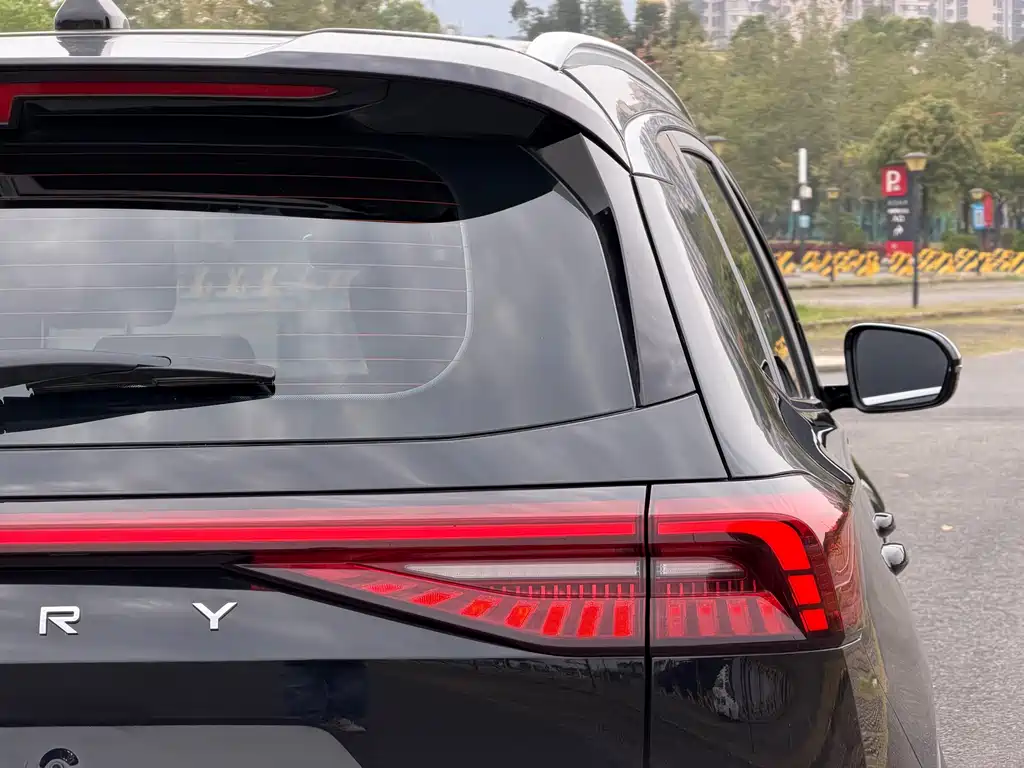 Chery Chery瑞虎8 PRO 2025 290T Two-Wheel Drive Premium Edition  Wait, I need to provide only the internationally accepted model name without mixing languages:  Chery Tiggo 8 PRO 2025 290T Two-Wheel Drive Premium Edition 2025 - thumbnail 9