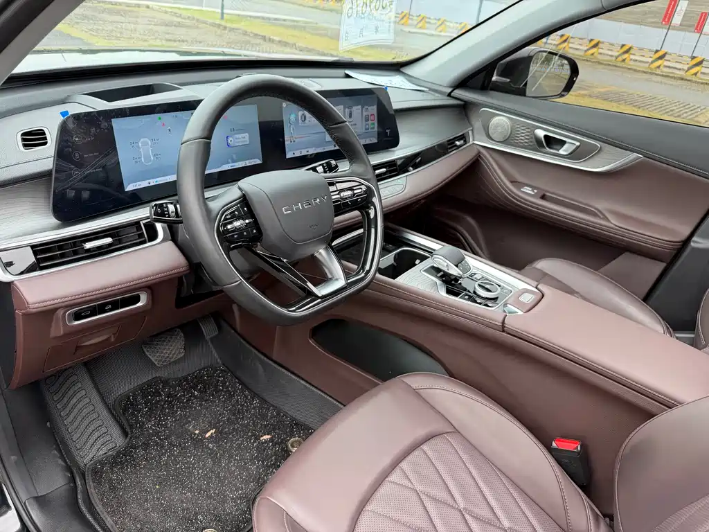 Chery Chery瑞虎8 PRO 2025 290T Two-Wheel Drive Premium Edition  Wait, I need to provide only the internationally accepted model name without mixing languages:  Chery Tiggo 8 PRO 2025 290T Two-Wheel Drive Premium Edition 2025 - thumbnail 12