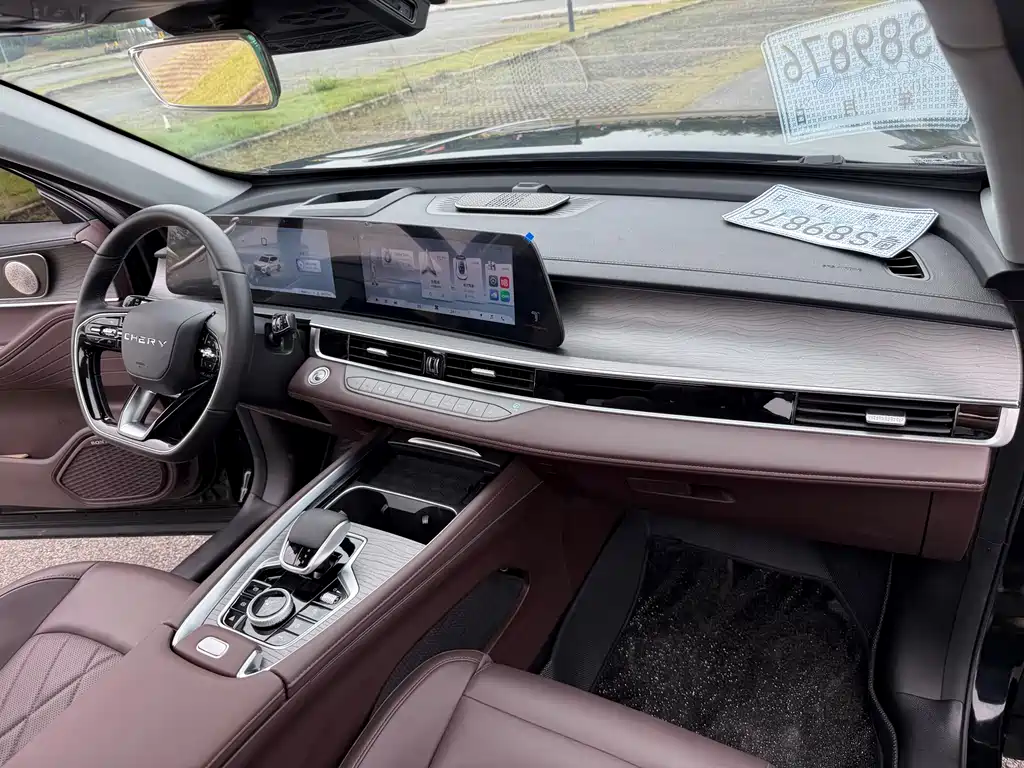 Chery Chery瑞虎8 PRO 2025 290T Two-Wheel Drive Premium Edition  Wait, I need to provide only the internationally accepted model name without mixing languages:  Chery Tiggo 8 PRO 2025 290T Two-Wheel Drive Premium Edition 2025 - thumbnail 16