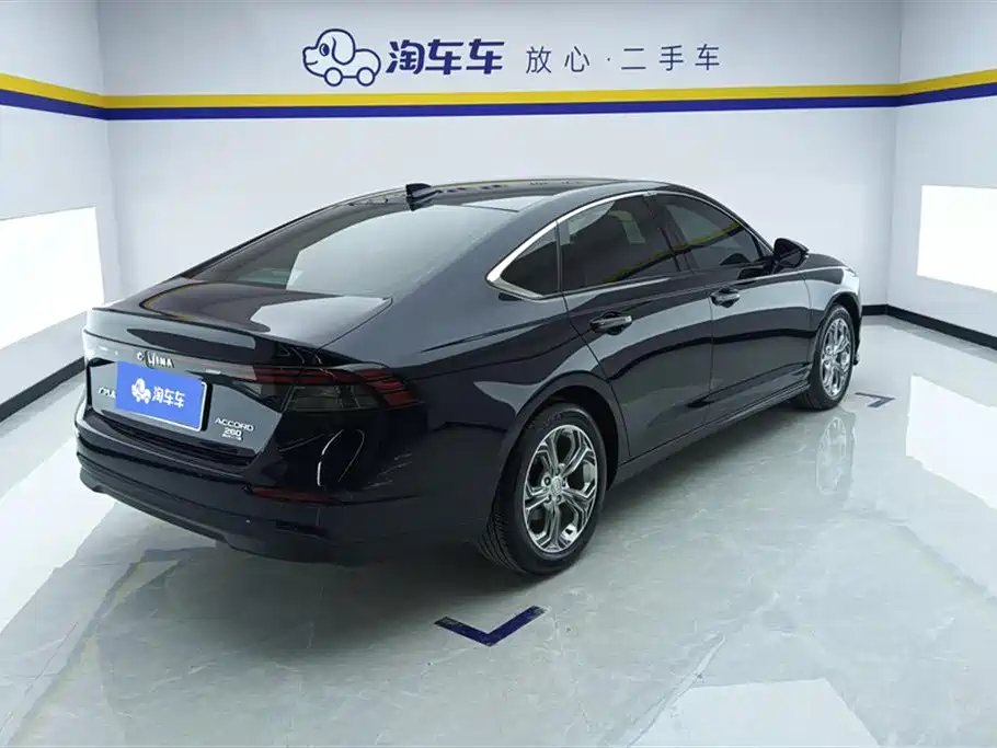 Honda Accord 2023 260TURBO Smart Enjoyment Edition 2024 - thumbnail 3