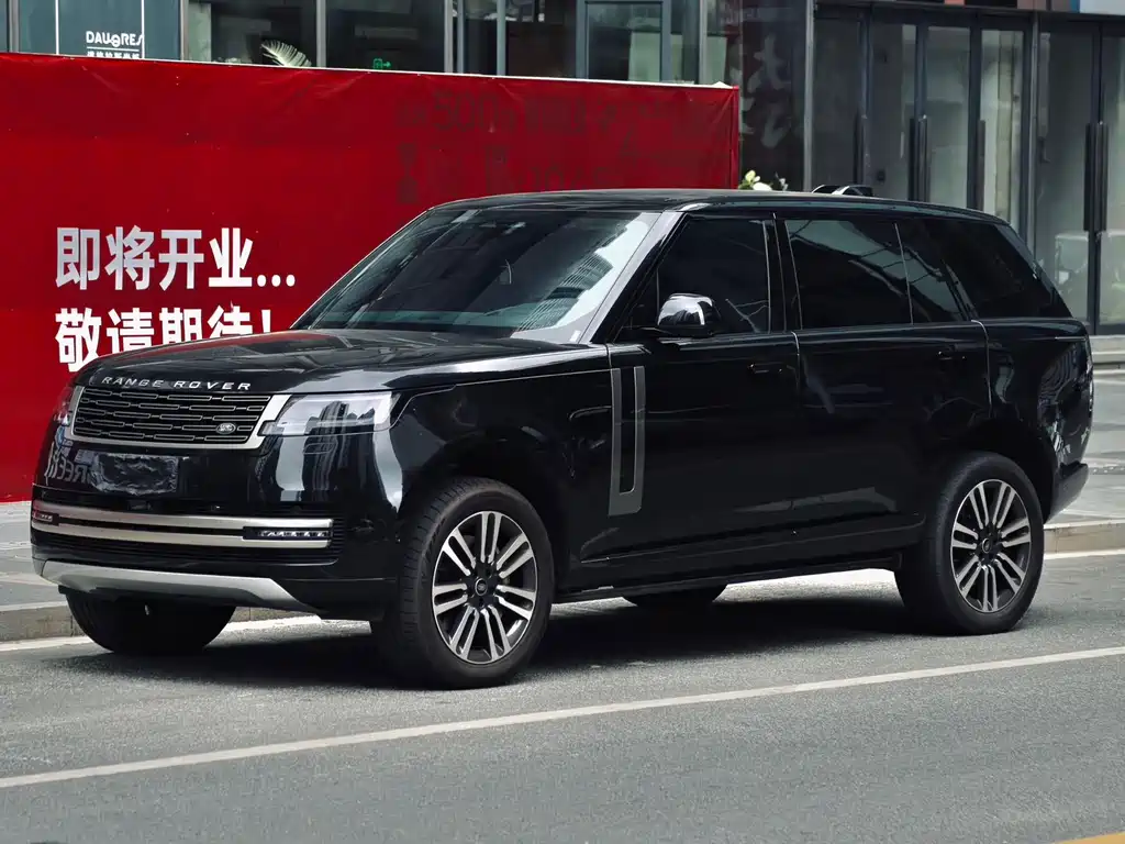 Land Rover Range Rover 2023 3.0 L6 400PS Vogue Long Wheelbase 2023 - thumbnail 11