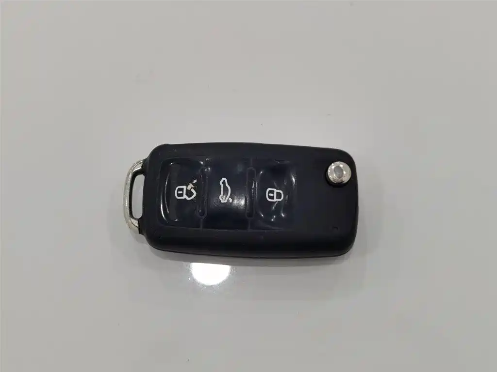 Volkswagen Volkswagen Touran 2015 1.4T Manual Comfort 5-seater 2014 - thumbnail 19
