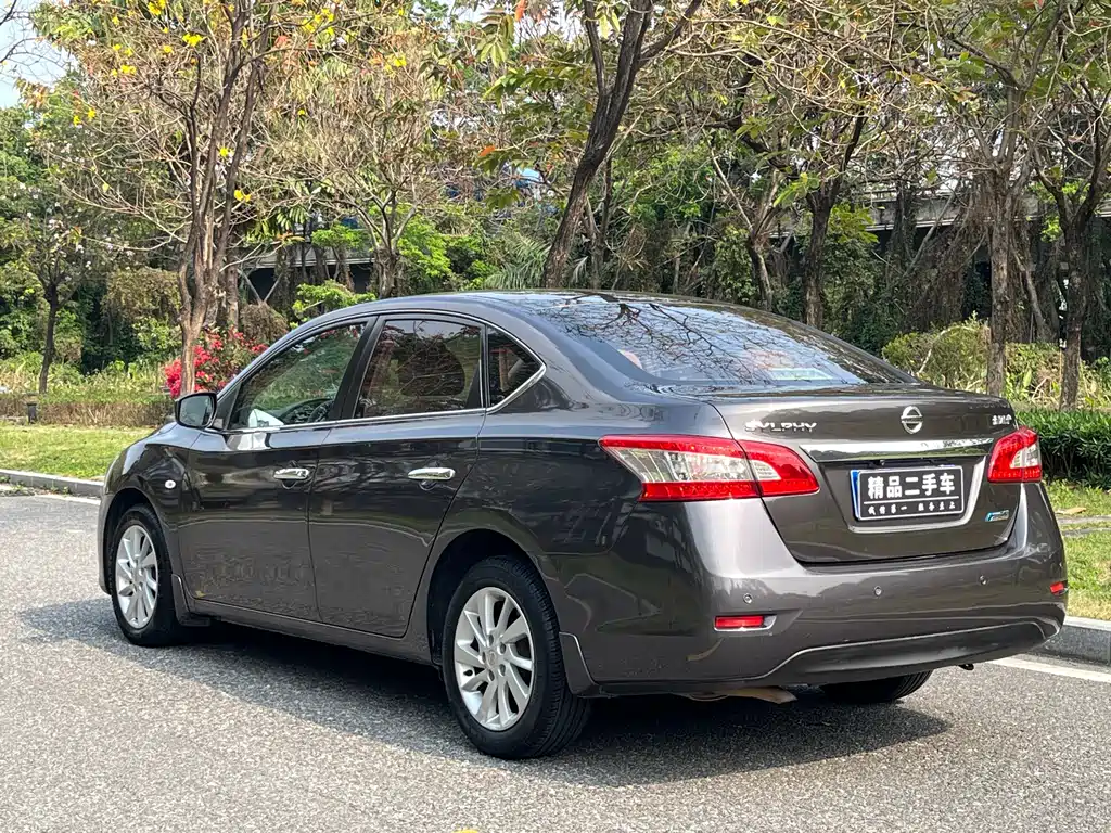 Nissan Nissan Sentra 2012 1.6XL CVT Luxury Edition 2014 - thumbnail 4
