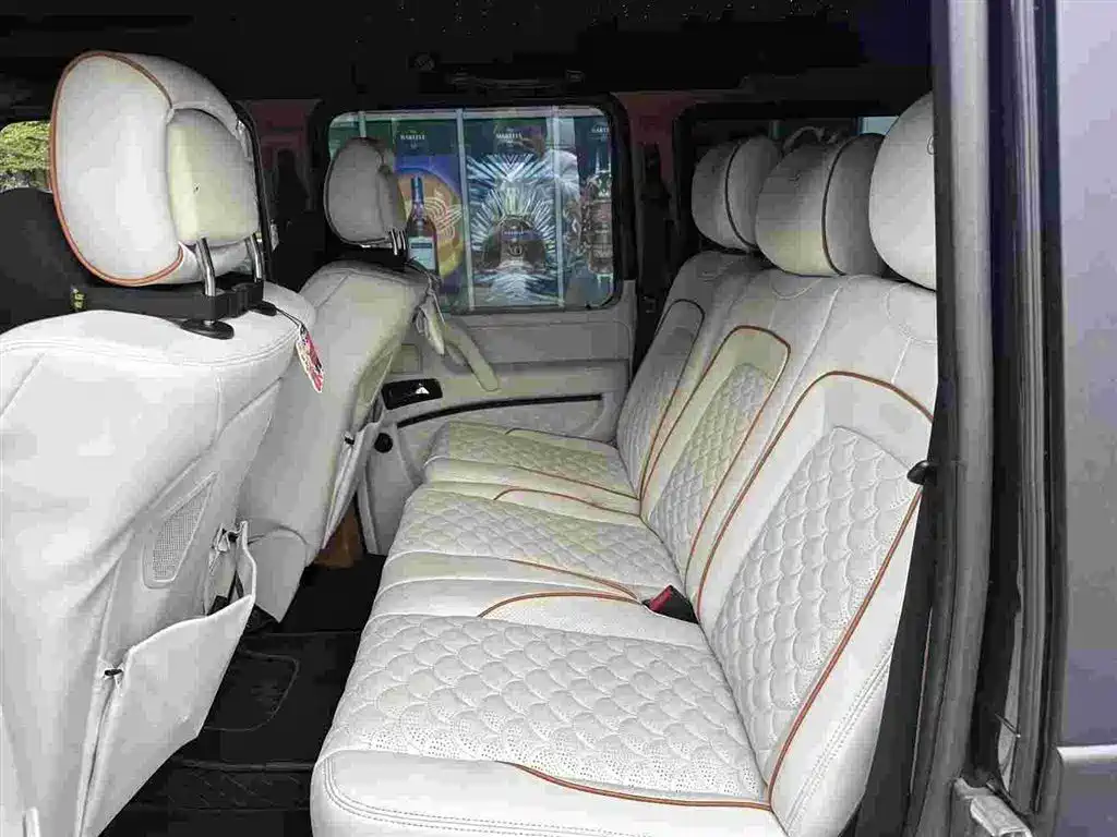 Mercedes-Benz Mercedes-Benz G-Class AMG 2009 AMG G 55 2011 - thumbnail 9