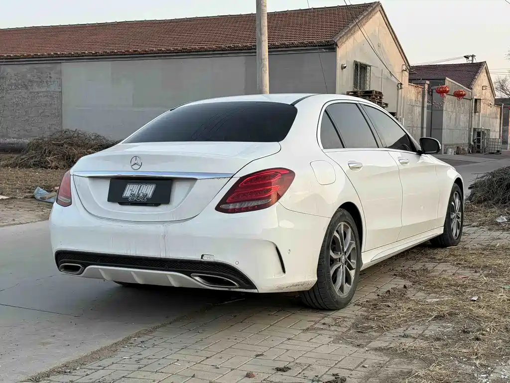 Mercedes-Benz Mercedes-Benz C-Class 2015 C 180 L Sport 2014 - thumbnail 2