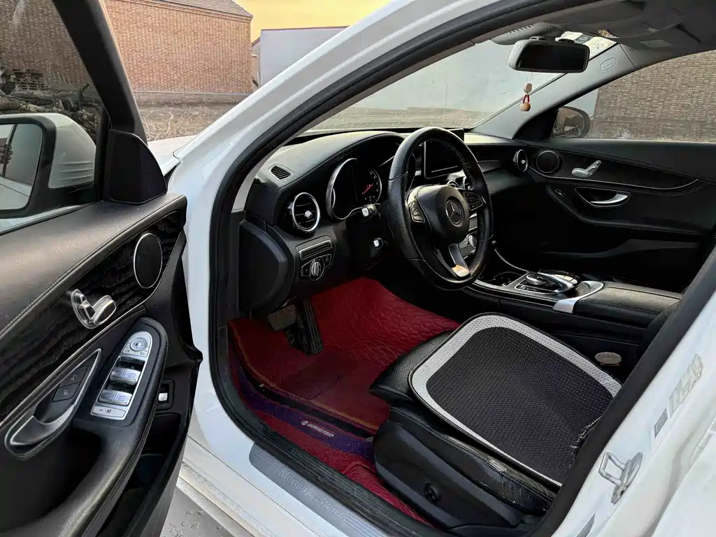 Mercedes-Benz Mercedes-Benz C-Class 2015 C 180 L Sport 2014 - thumbnail 4