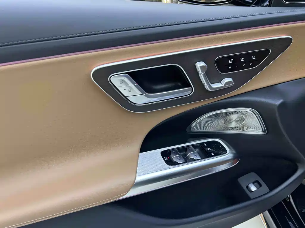 Mercedes-Benz Mercedes-Benz E-Class 2025 Model Year Facelift E 300 L Luxury Edition 2025 - thumbnail 17