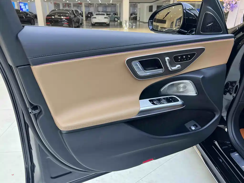 Mercedes-Benz Mercedes-Benz E-Class 2025 Model Year Facelift E 300 L Luxury Edition 2025 - thumbnail 18