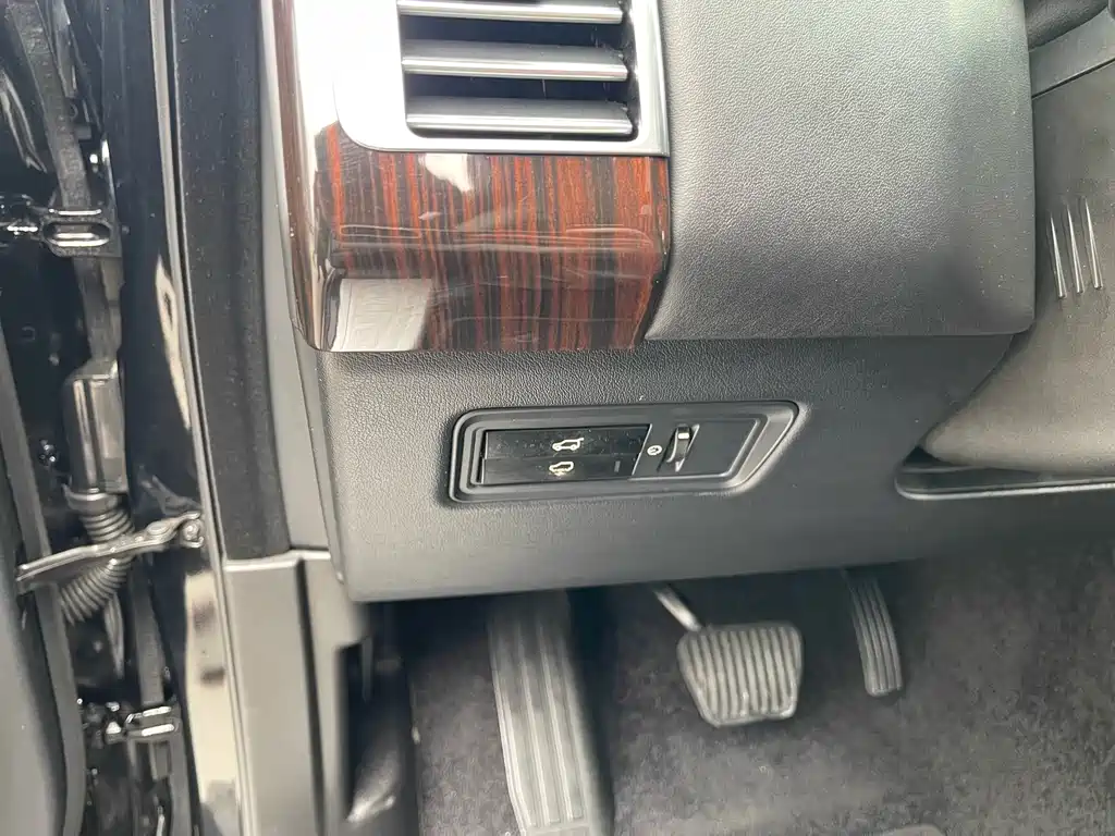 Land Rover Range Rover 2013 5.0 SC V8 Vogue SE 2013 - thumbnail 9