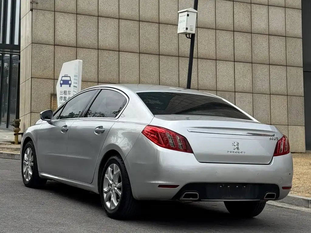Peugeot Peugeot 508 2013 2.3L 2nd Anniversary Automatic Intelligent Enjoyment Edition 2014 - thumbnail 4